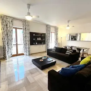 https://lucky-house.barihotels.org