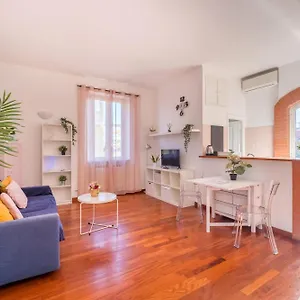 Welcome Dhome - Cozy Penthouse With St. Peter View Appartamento